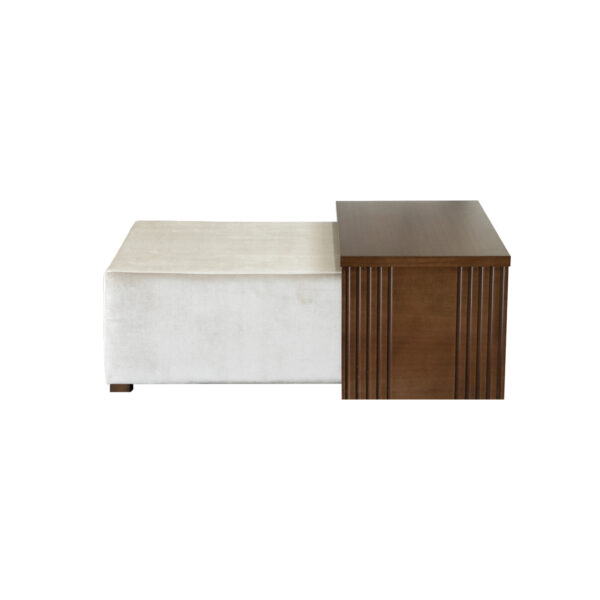 Alternative view of Mesa de Centro Columbia