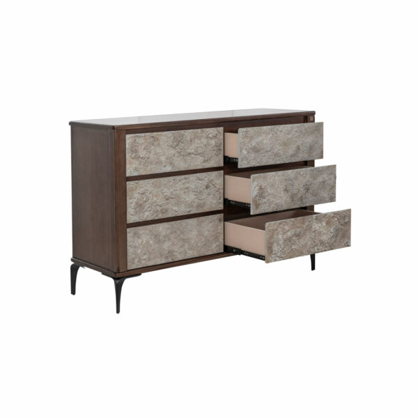 Alternative view of Cómoda París