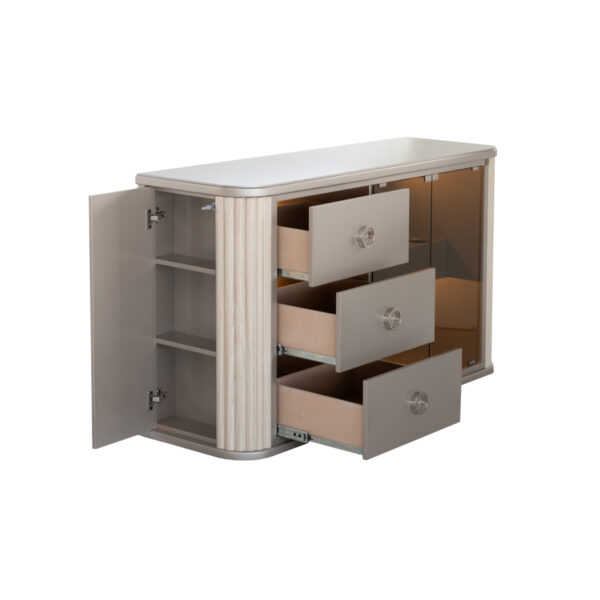 Alternative view of Aparador Invierno