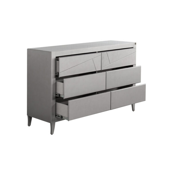 Alternative view of Cómoda Invierno